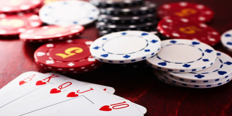 Đặc trưng tạo nên sức hút cho poker Hb88 chính là các hành động trong suốt quá trình chơi 